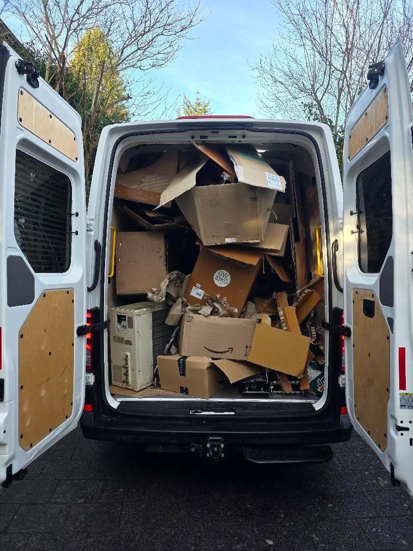 Entrümpelung Hausmeisterservice Baden Sichere Möbelentsorgung und fachgerechter Abtransport – Hausmeisterservice Baden im Einsatz